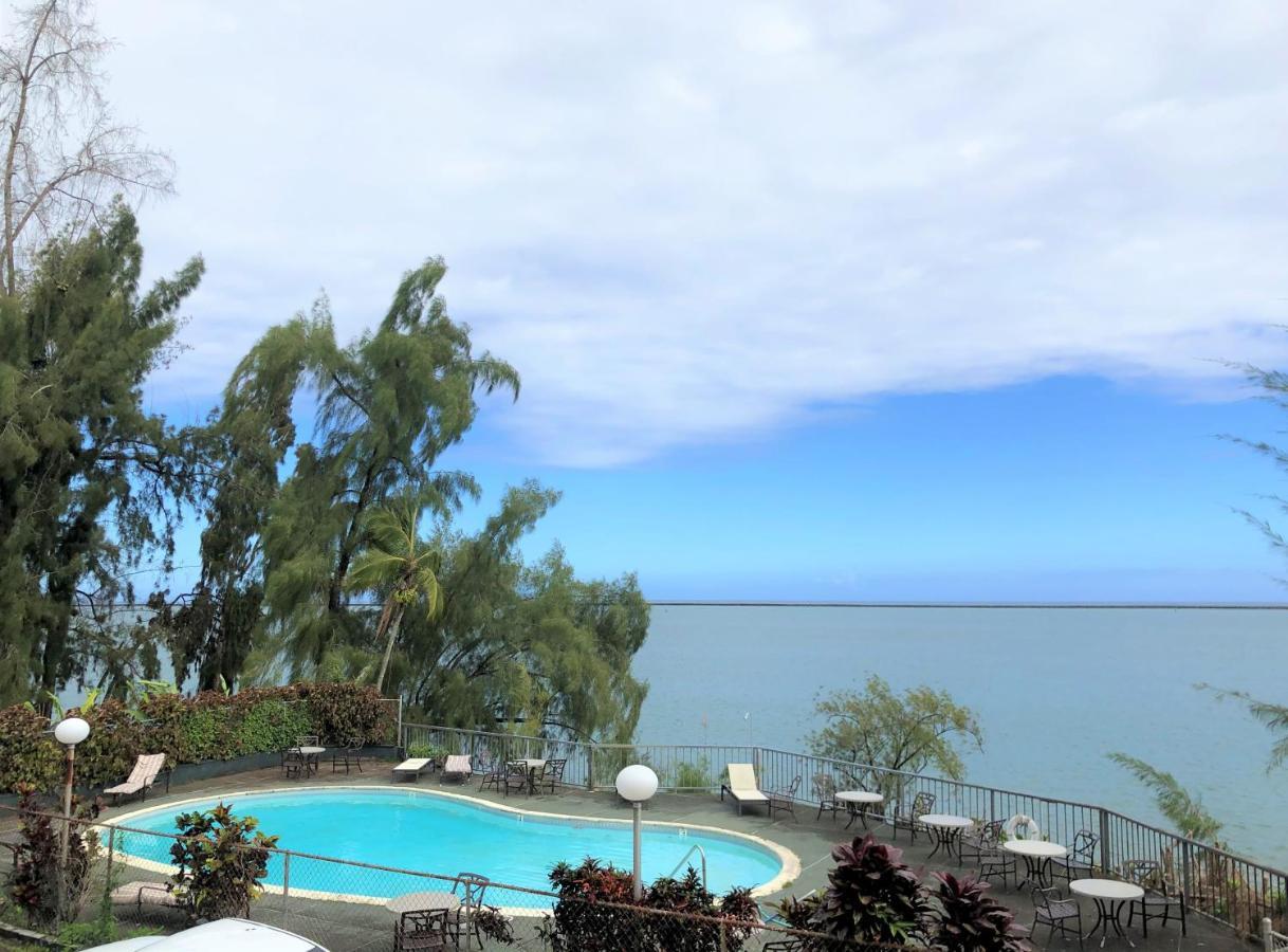 Hilo Bay Hotel Exterior photo
